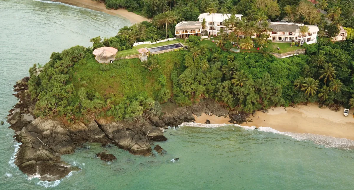 Hiru Villa Resort