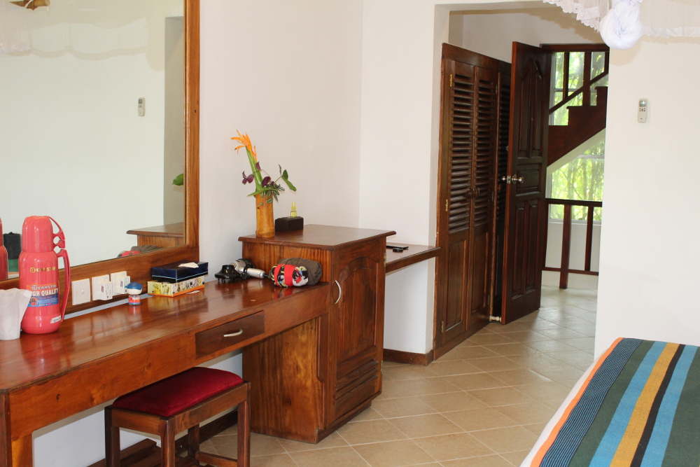 Hiru Beach Ayurveda Resort Zimmer